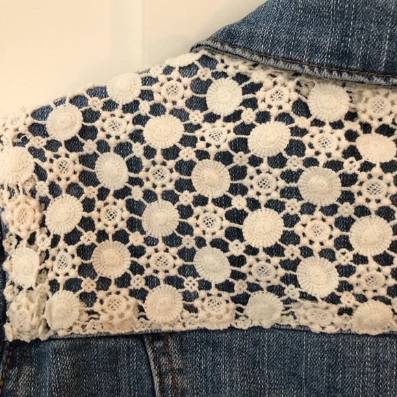 Denim Jacket with White Cotton Lace Details - Picture 4 of 5